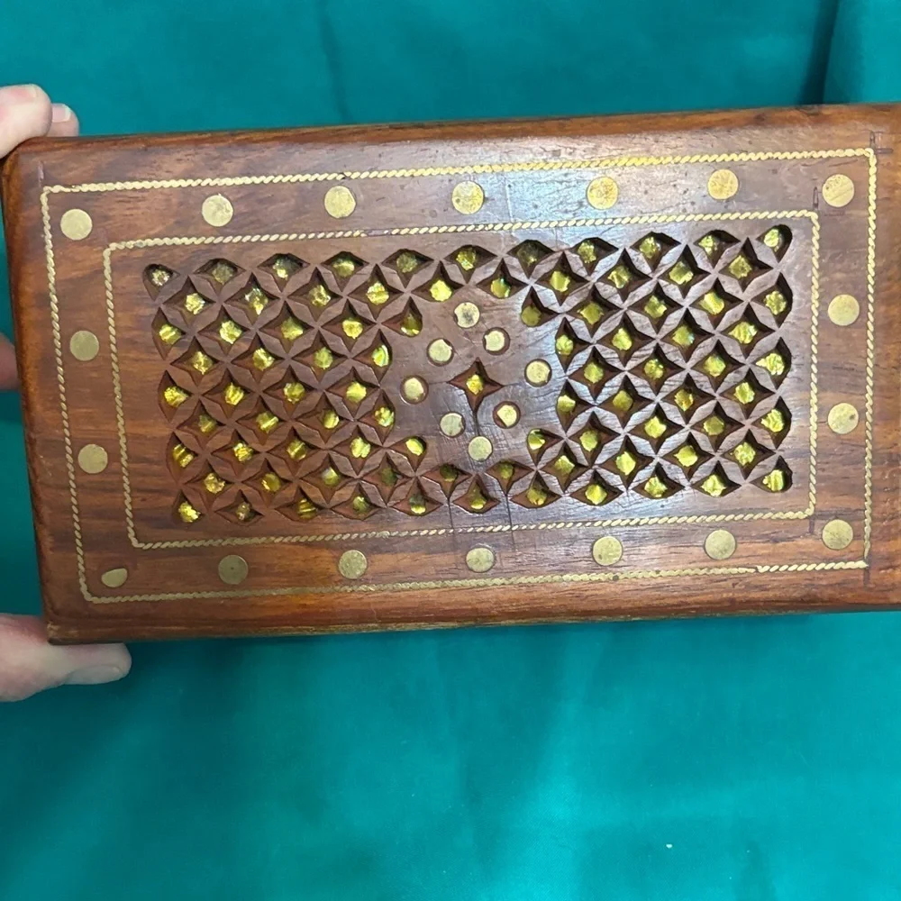 Vintage Handcrafted Rosewood Trinket/Jewelry Box with Hinged Lid